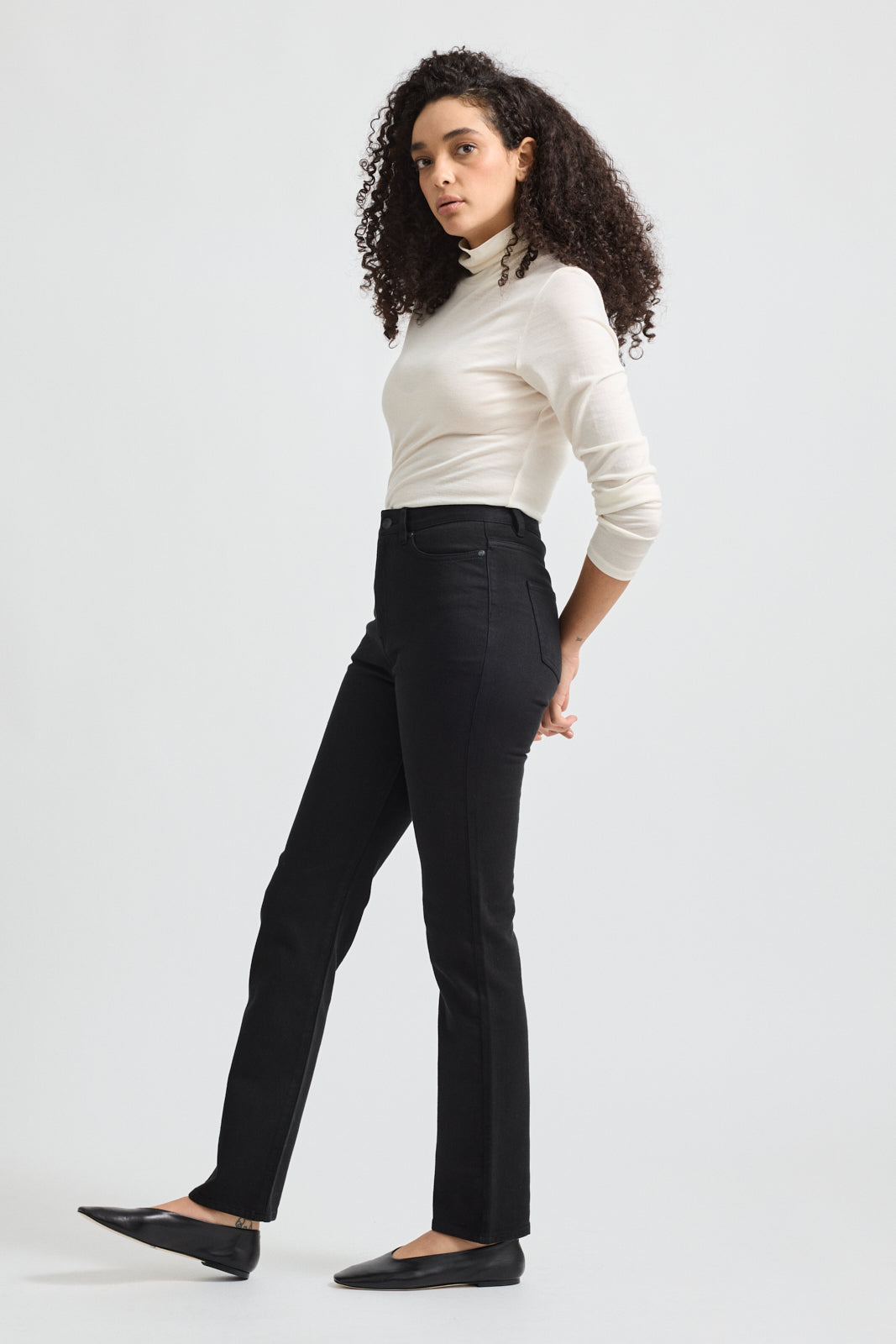 TOORALLIE HIGH RISE STRAIGHT JEAN
