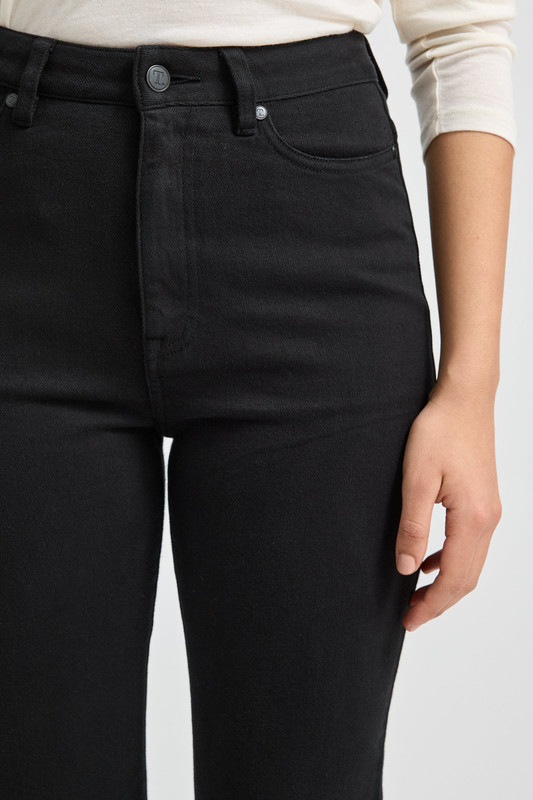 TOORALLIE HIGH RISE STRAIGHT JEAN