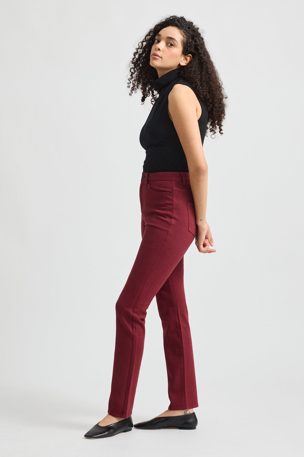 TOORALLIE HIGH RISE STRAIGHT JEAN