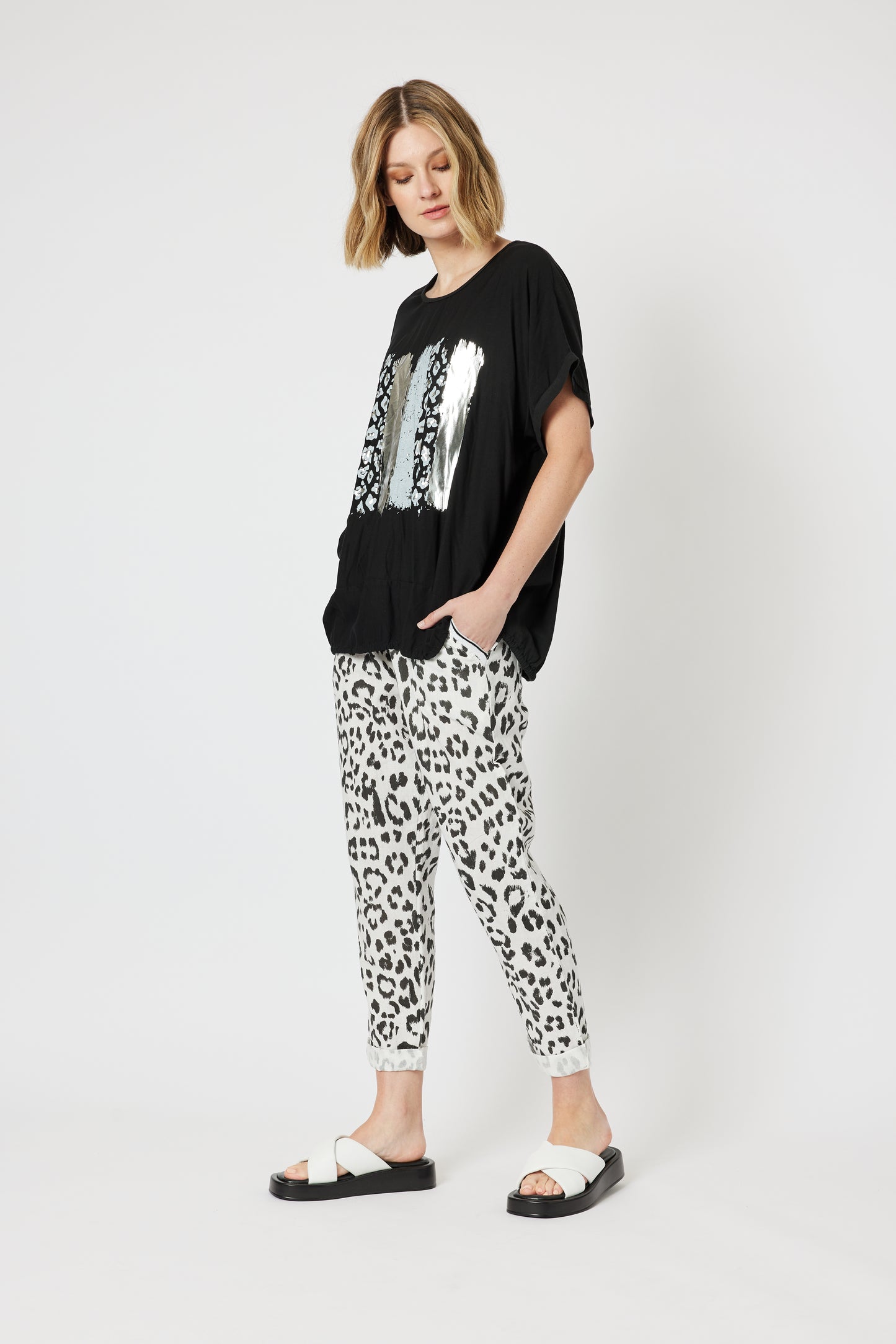 CLARITY ANIMAL PRINT PANT