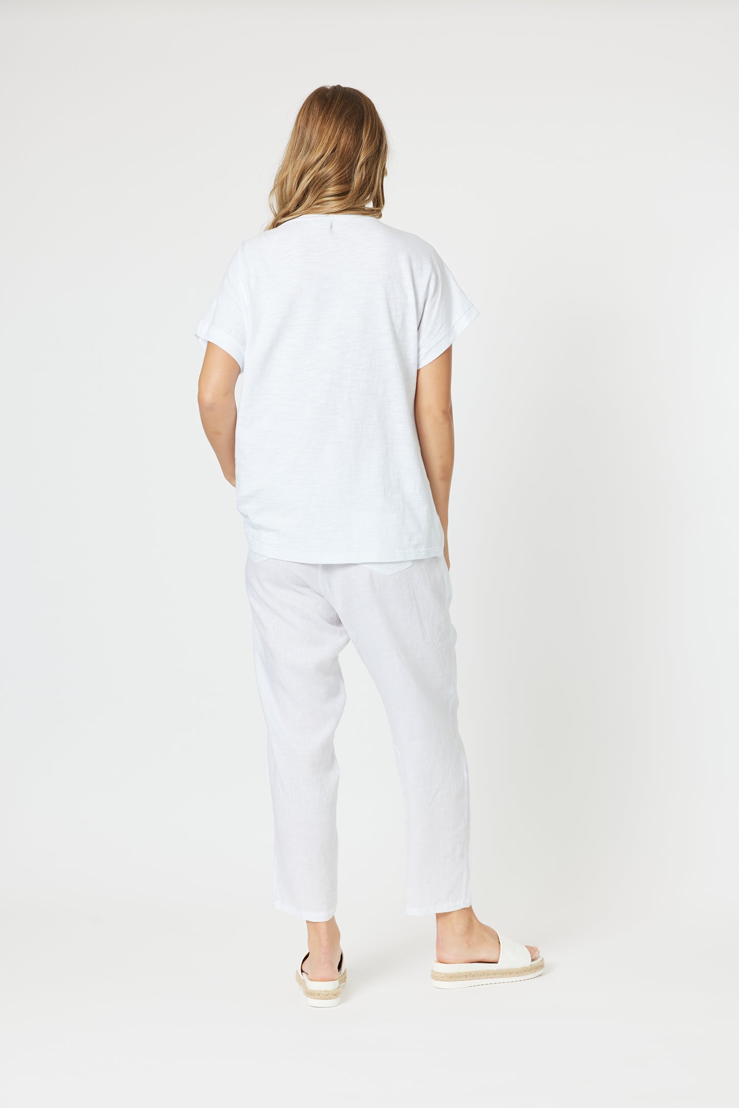 THREADZ PATCH LINEN TOP