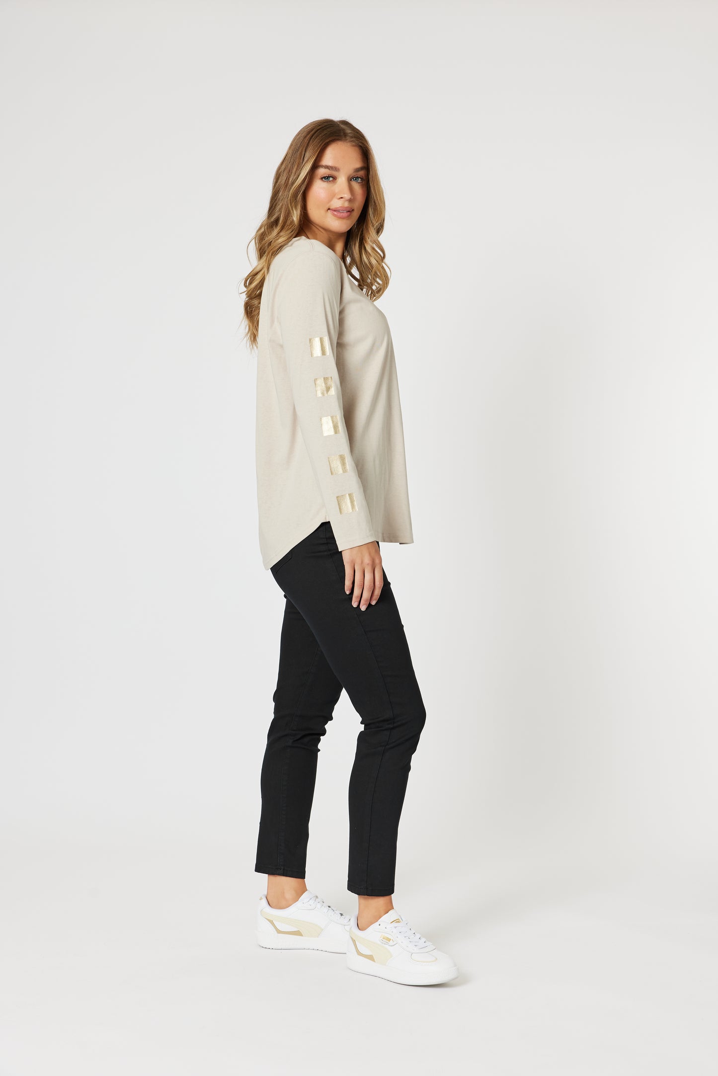 THREADZ CHICAGO JEAN