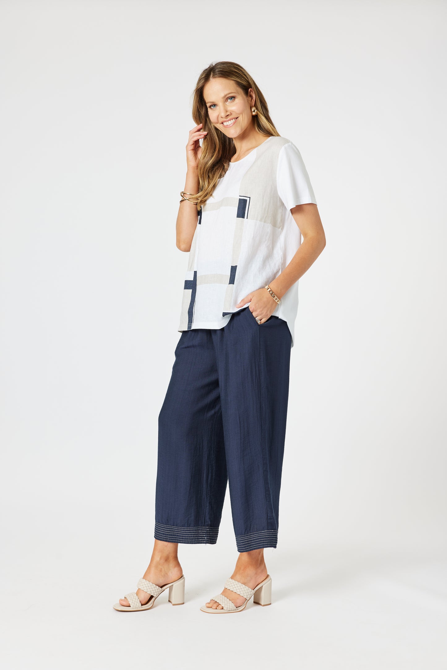 CLARITY GEOMETRIC TOP