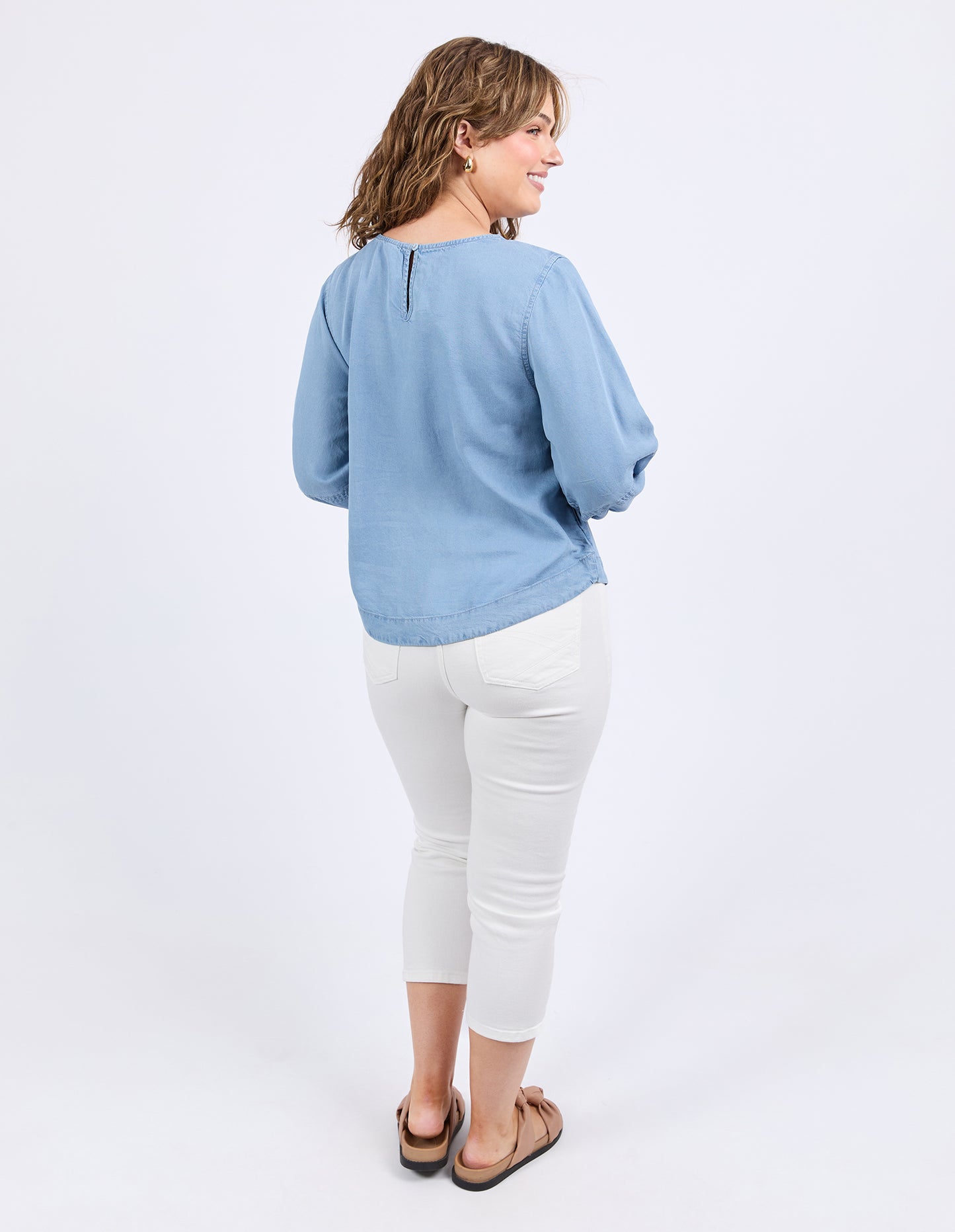 ELM DELLA CHAMBRAY TOP