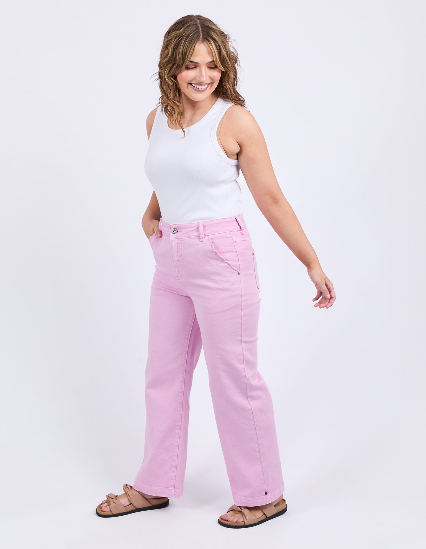 ELM SCALLOP EDGE JEAN