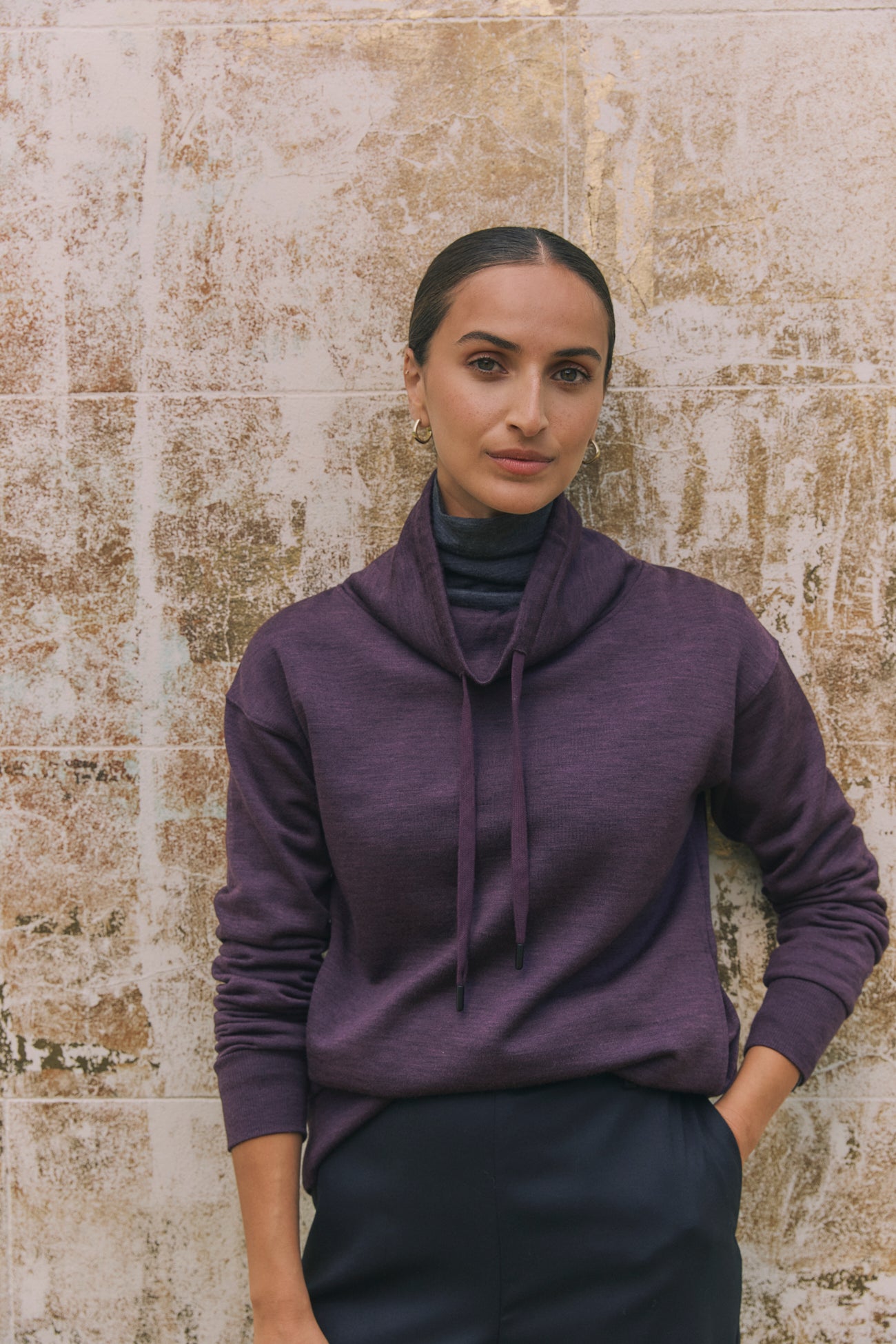 TOORALLIE LOUNGE FUNNEL NECK