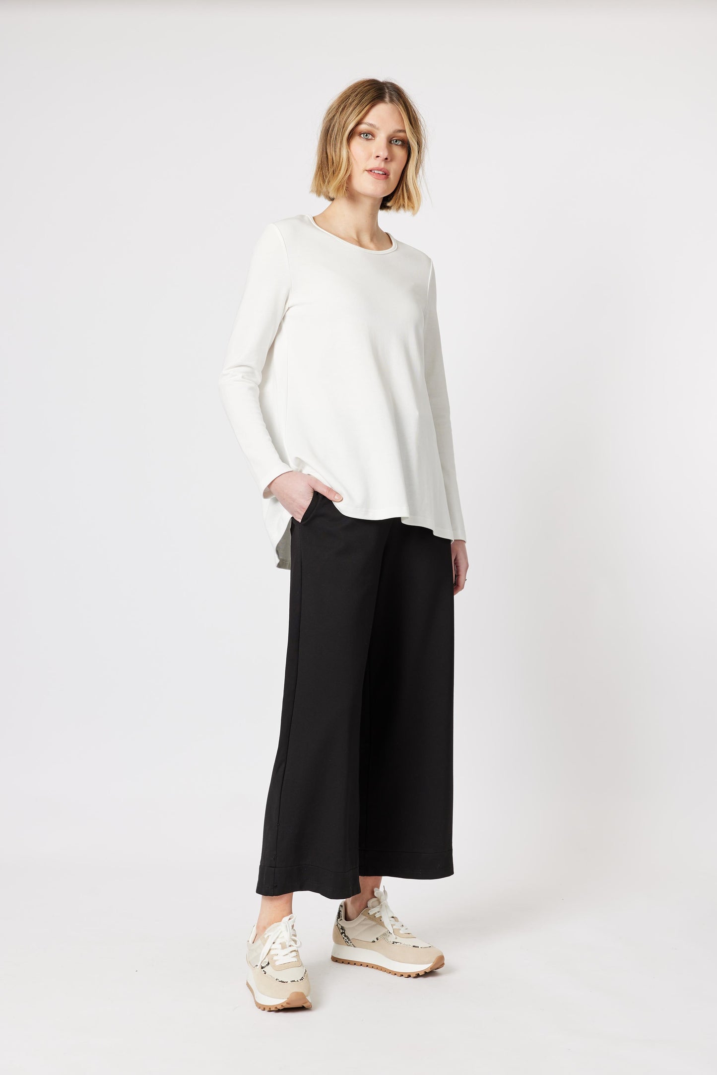 CLARITY MILANO A LINE TEE