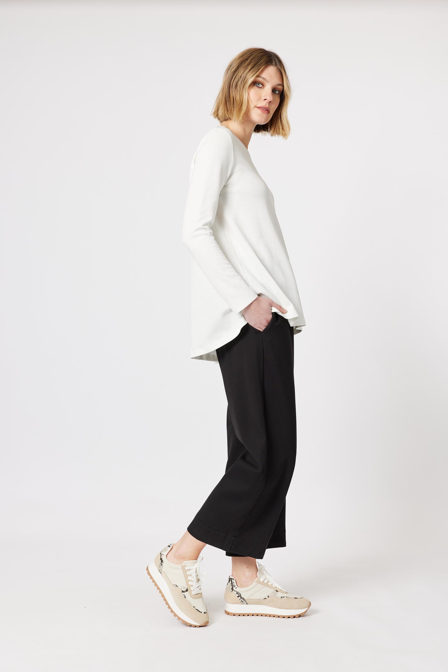 CLARITY MILANO A LINE TEE