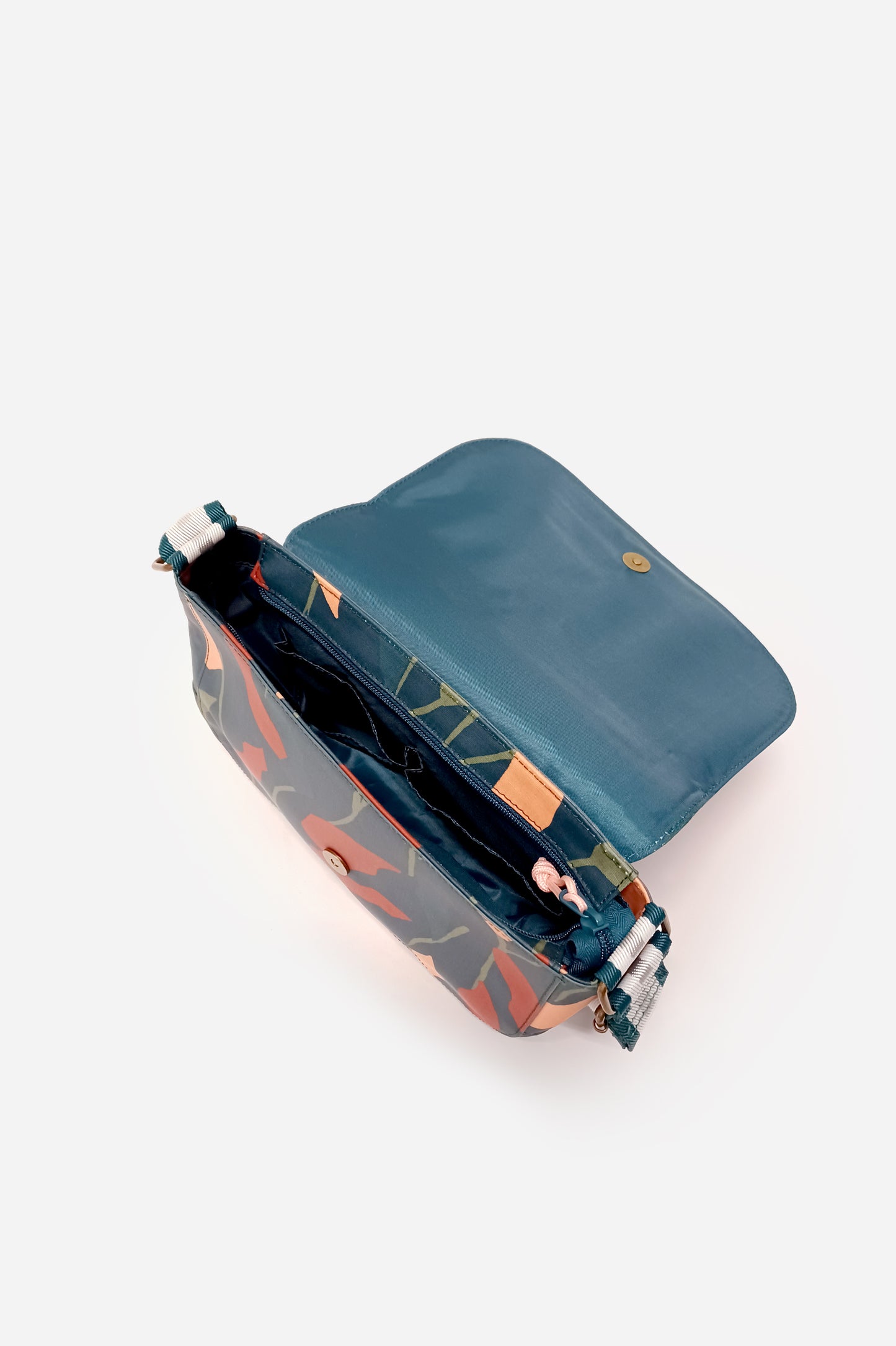 BRAKEBURN TURNING LEAF BAG