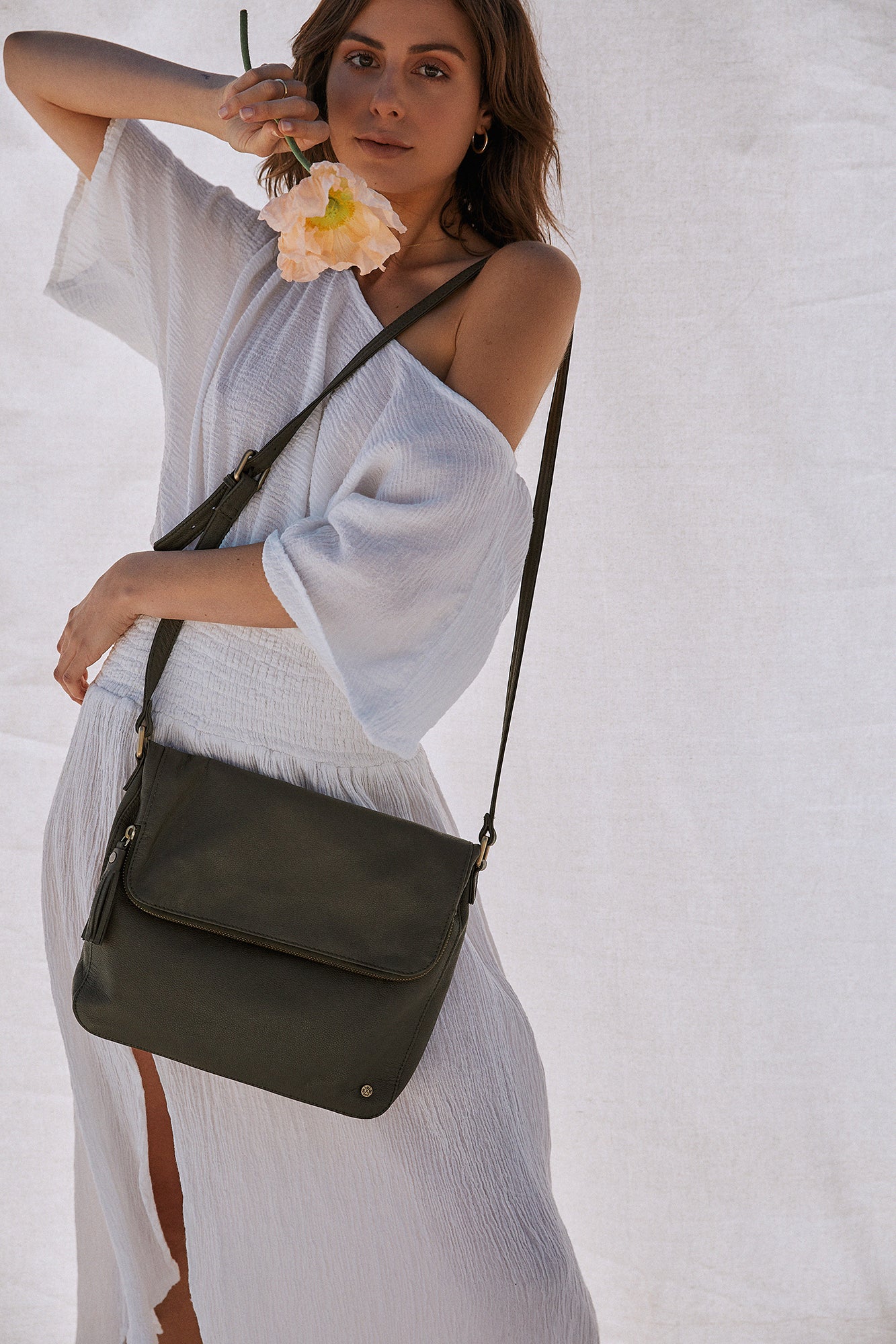 STITCH & HIDE ALEXA SATCHEL BAG