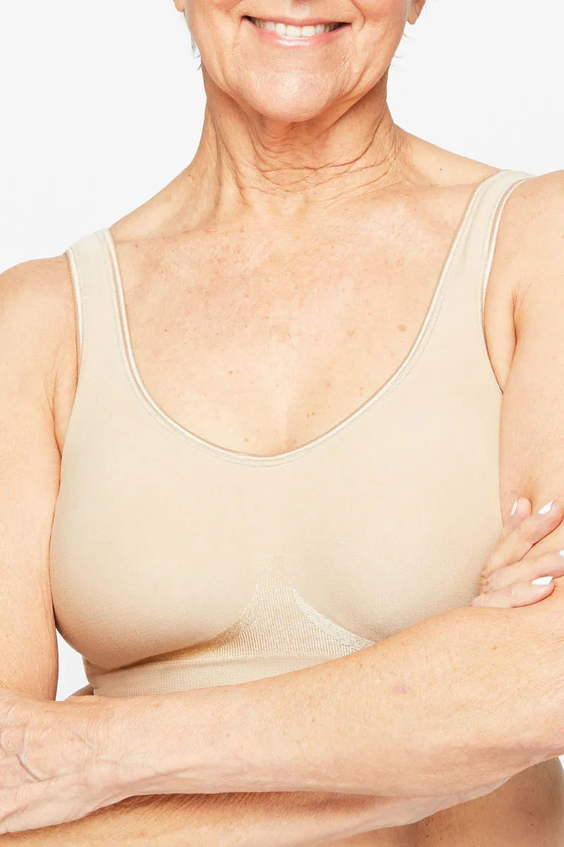 PLAYTEX COMFORT REVOLUTION CONTOUR WIREFREE BRA