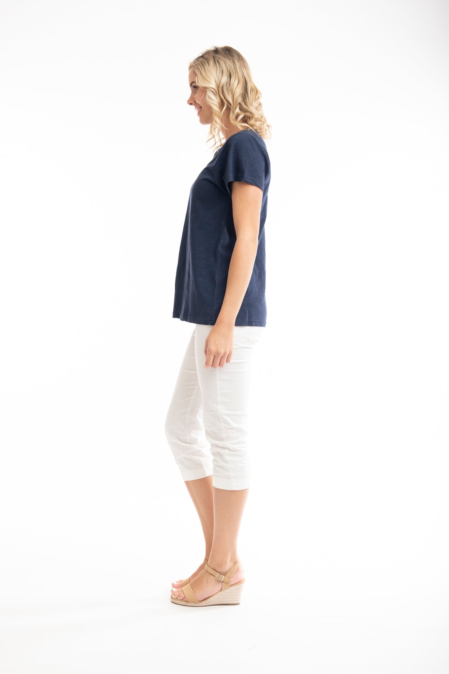 ORIENTIQUE ESSENTIALS V NECK TEE