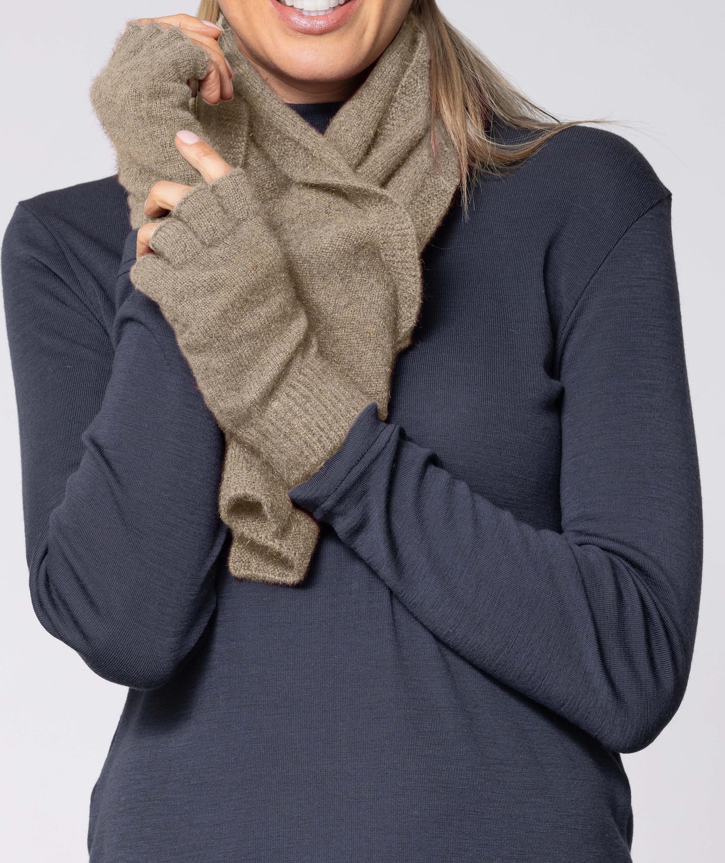 NOBLE WILDE FINGERLESS GLOVE