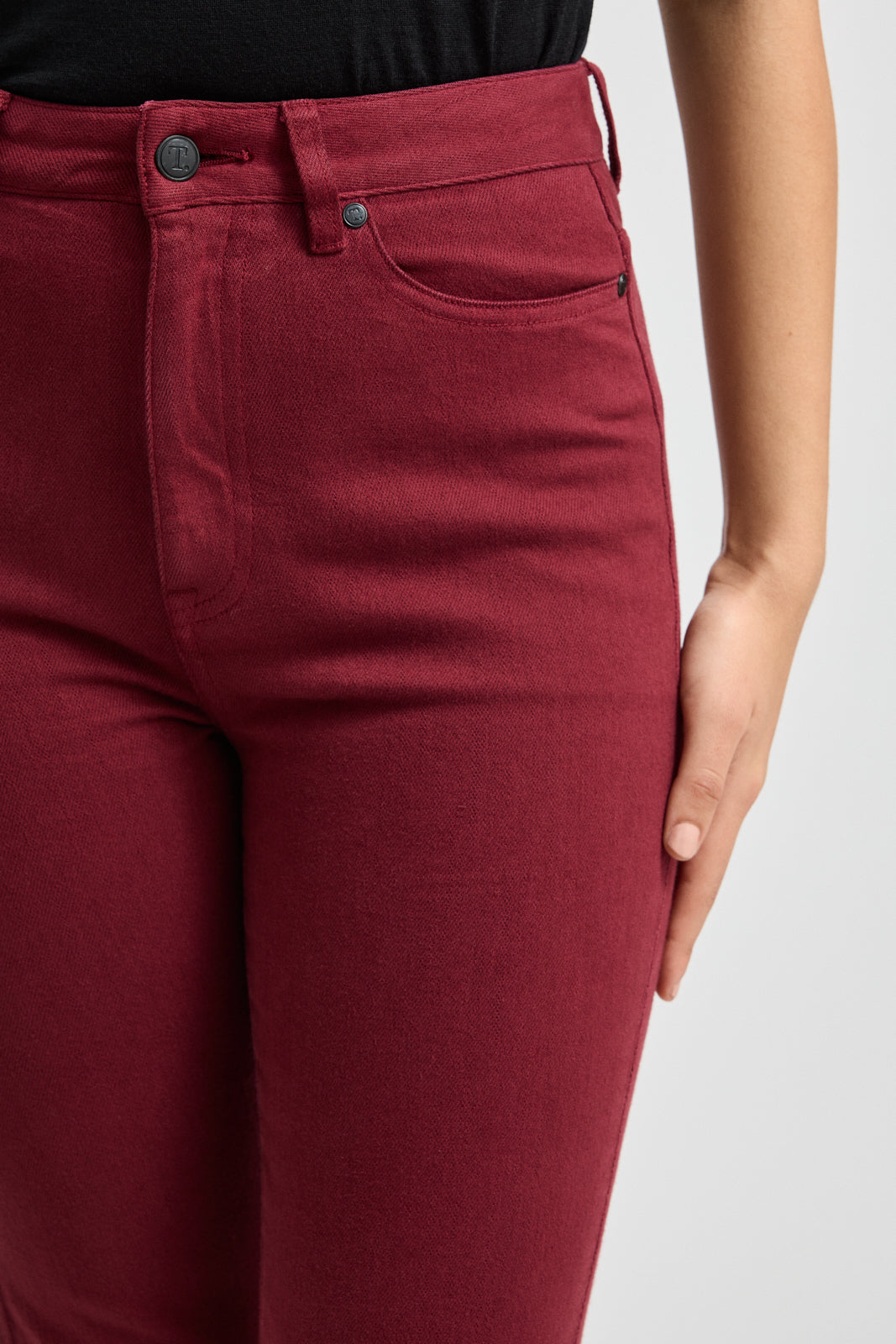 TOORALLIE HIGH RISE STRAIGHT JEAN