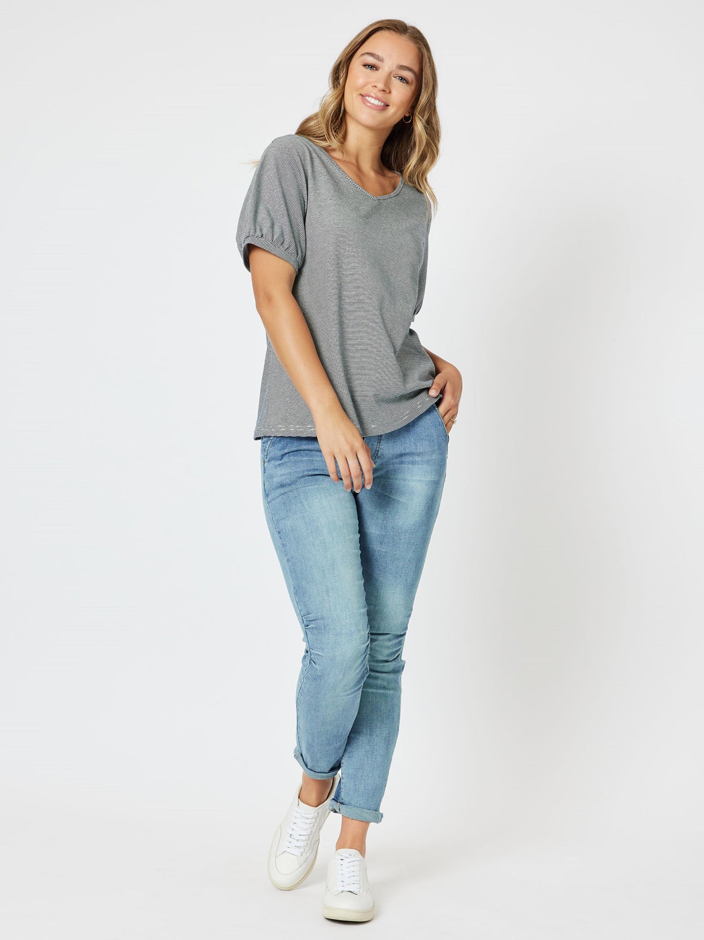 THREADZ MISS PERFECT TEE