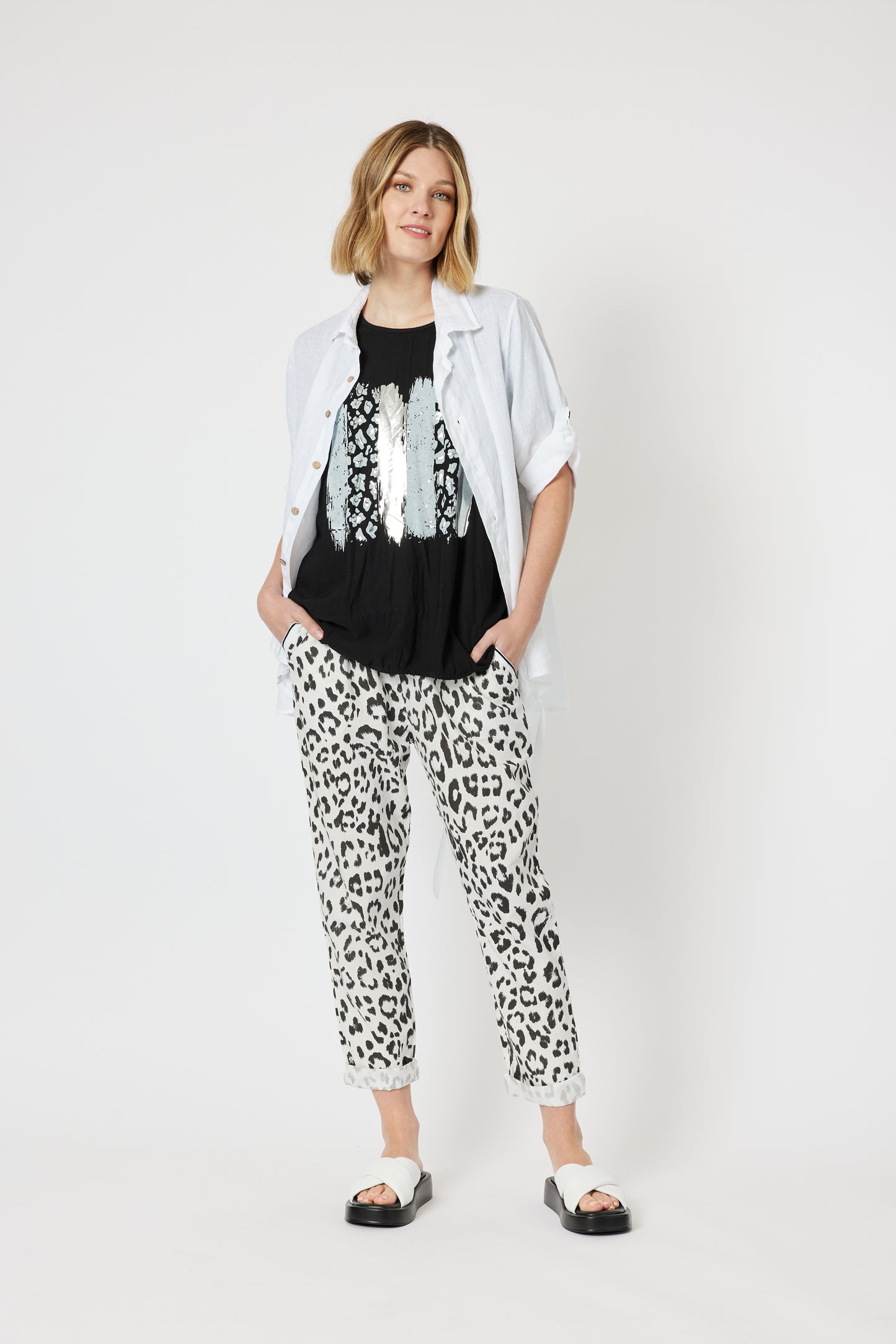 CLARITY ANIMAL PRINT PANT