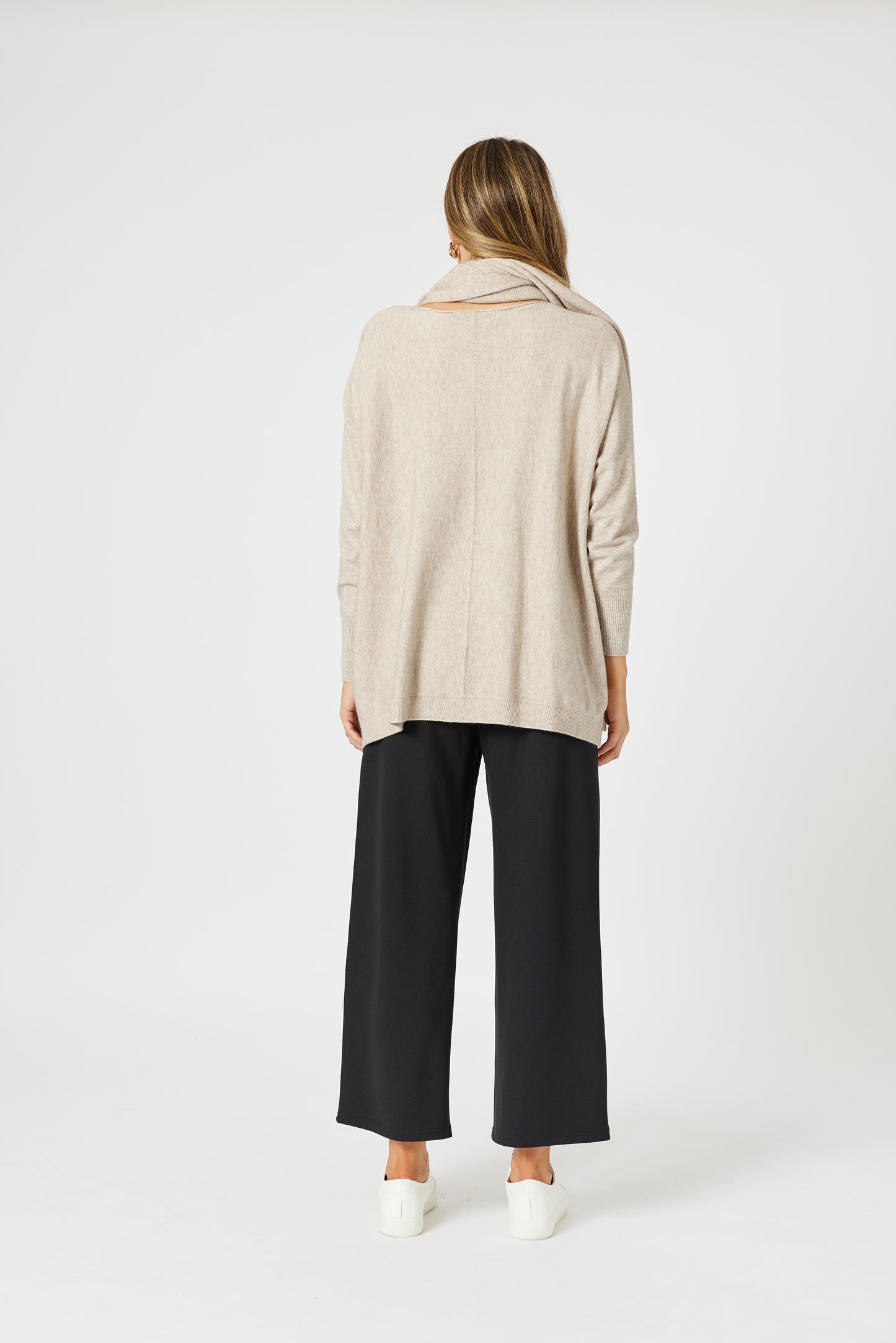 CLARITY REMY SCARF KNIT