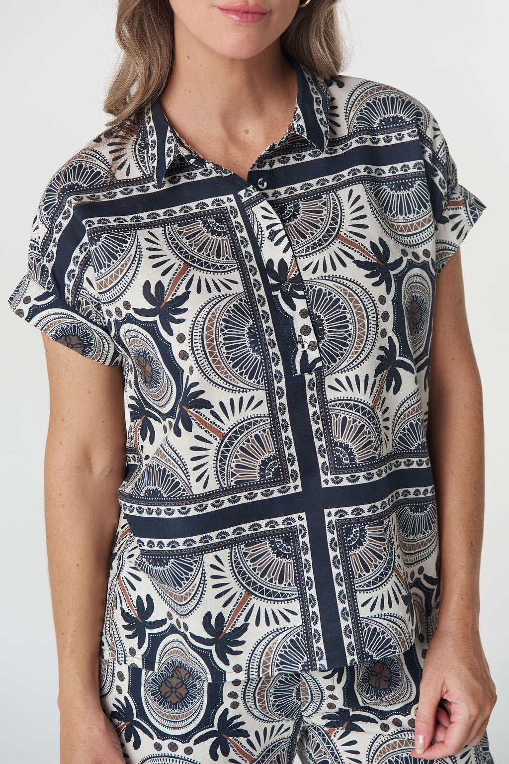 GOONDIWINDI DESERT BLOUSE