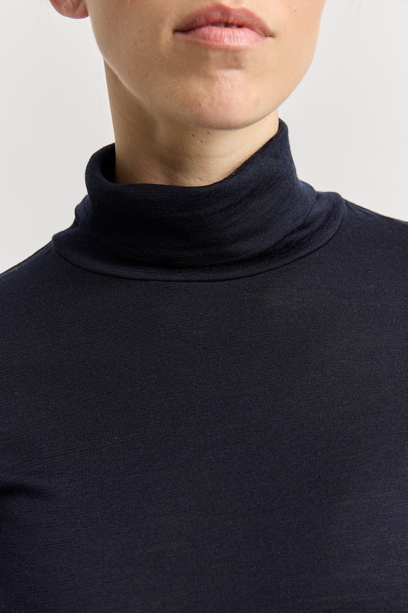 TOORALLIE TURTLE NECK MERINO TEE