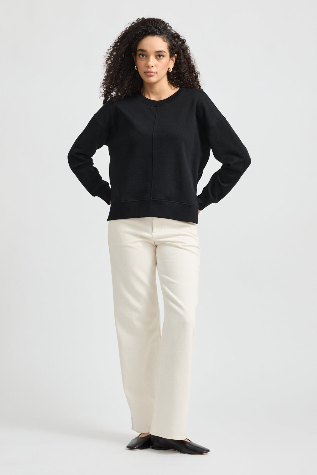 TOORALLIE LOUNGE SPLIT HEM CREW