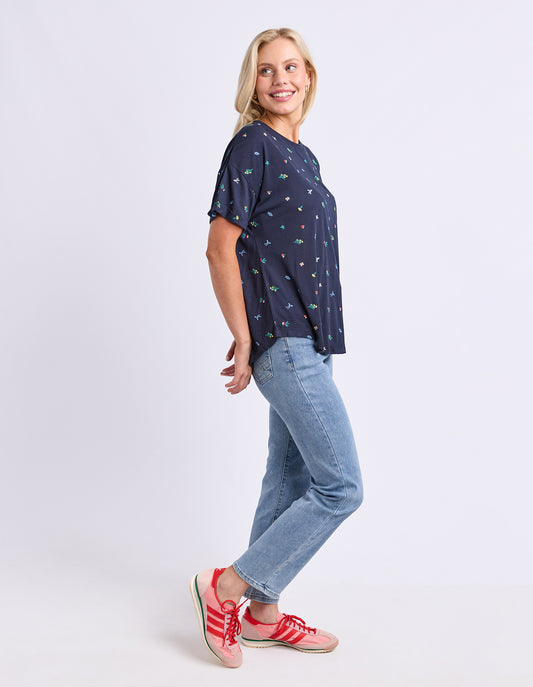 ELM FESTIVE MARKET TEE