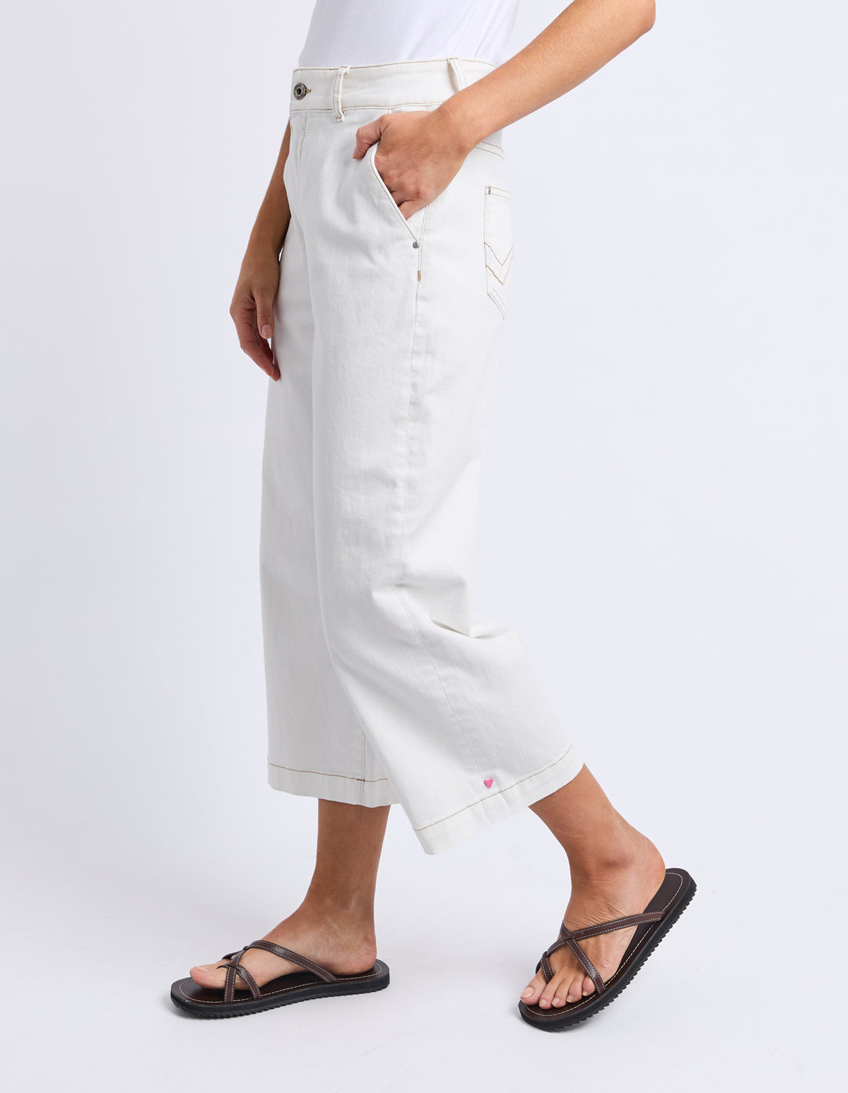 ELM SIDNEY CROPPED WIDE LEG JEAN