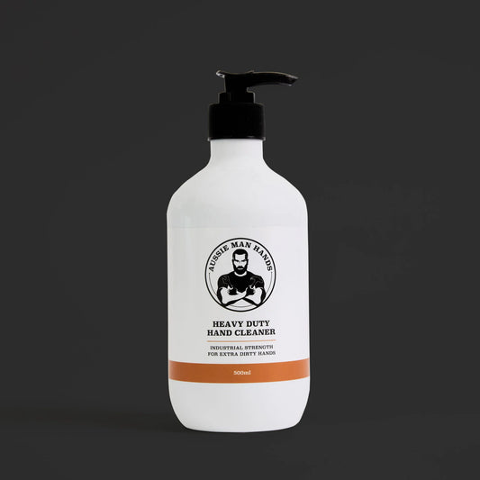 AUSSIE MAN HANDS HAND CLEANER