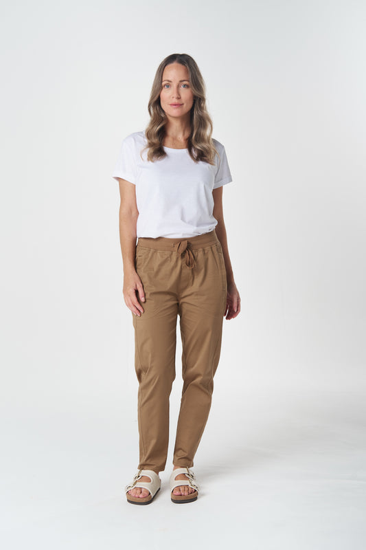 GOONDIWINDI VINE CROPPED COTTON JOGGER