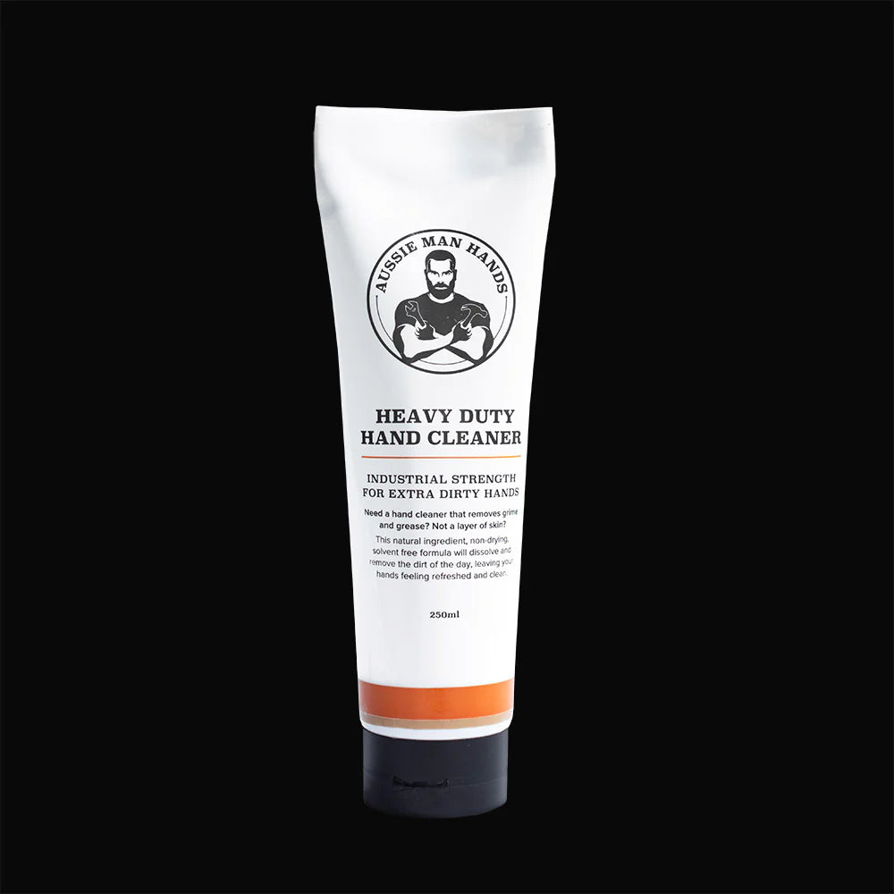 AUSSIE MAN HANDS HAND CLEANER