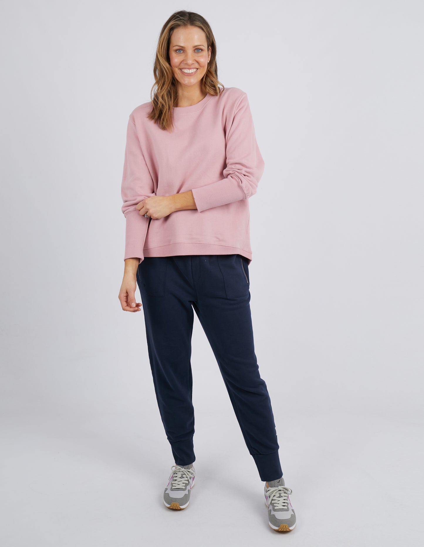 ELM DIVINE COSY CREW